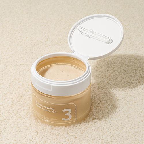 [Numbuzin] No.3 Radiance Glowing Jumbo Essence Pad 70Pads 150ml